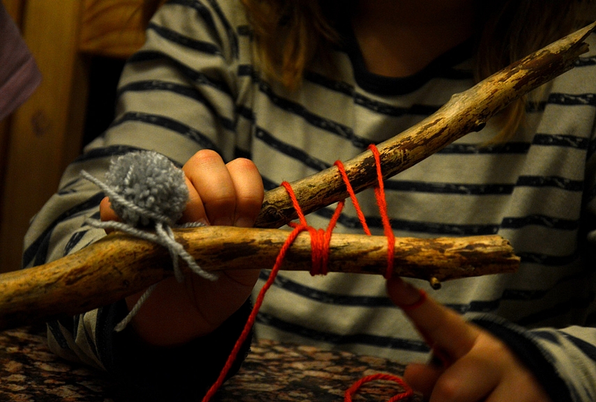 <p>Nesėkmingai bandom draugauti su siūlais</p>
