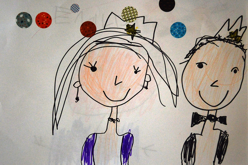 <p>Tėtis ir mama. Karaliai. Emilija</p>
