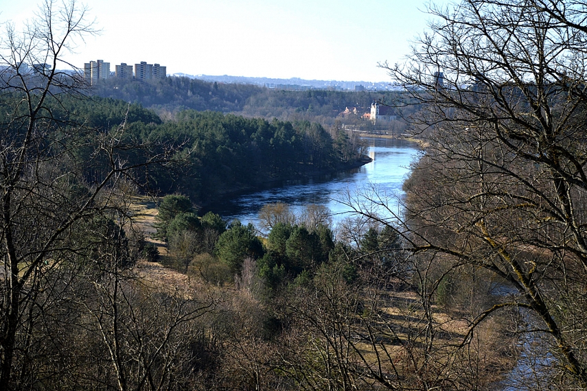 <p>Nuostabus vaizdas nuo apžvalgos aikšetelės..</p>
