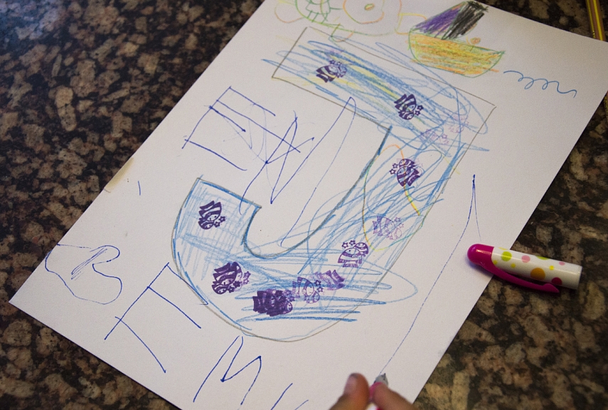 <p>J - tai jūra</p>
