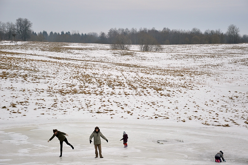<p>Žiema. Kažkur mėnuly... oj Tveruose.</p>
