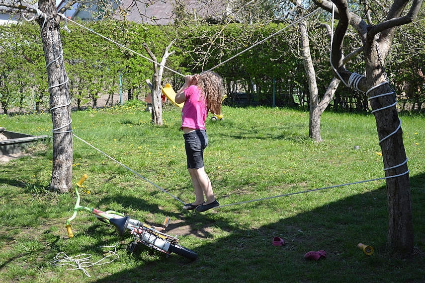 <p>Nuotykių parkas kieme</p>
