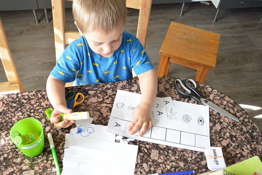 <p>Jau tikras mokinys...</p>
