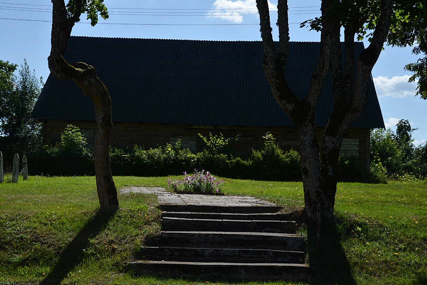 <p>Šiame name buvo kankinami kovotojai už Lietuvos laisvę...</p>
